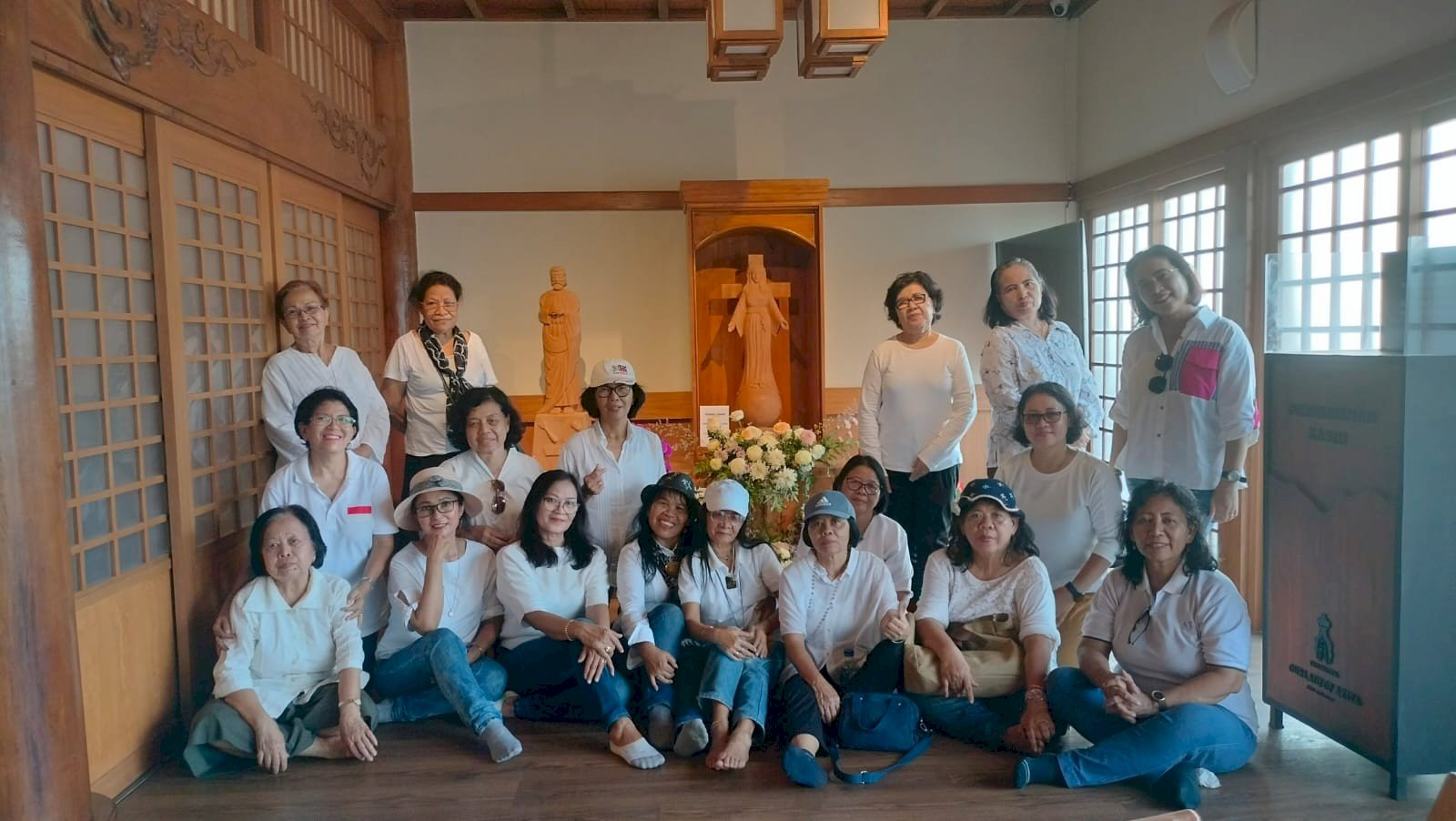 Menelusuri 9 Gua Maria dalam Doa dan Kebersamaan