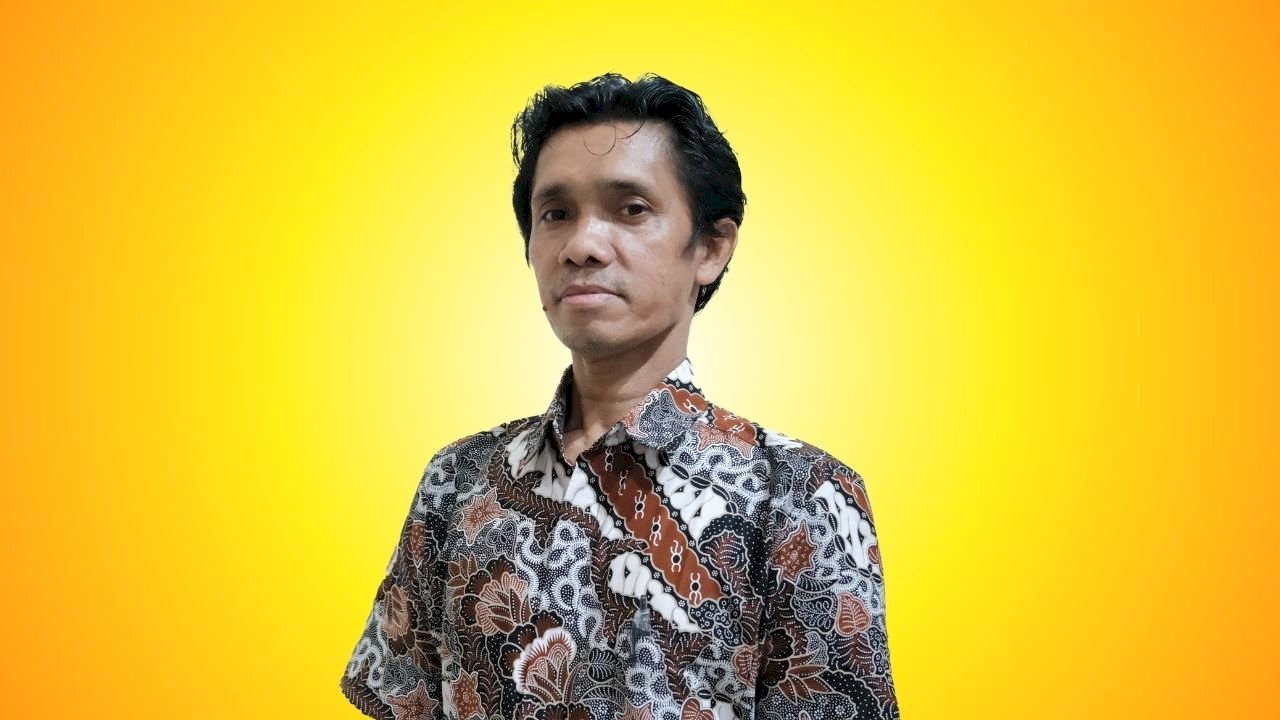 Yulius Sutari 